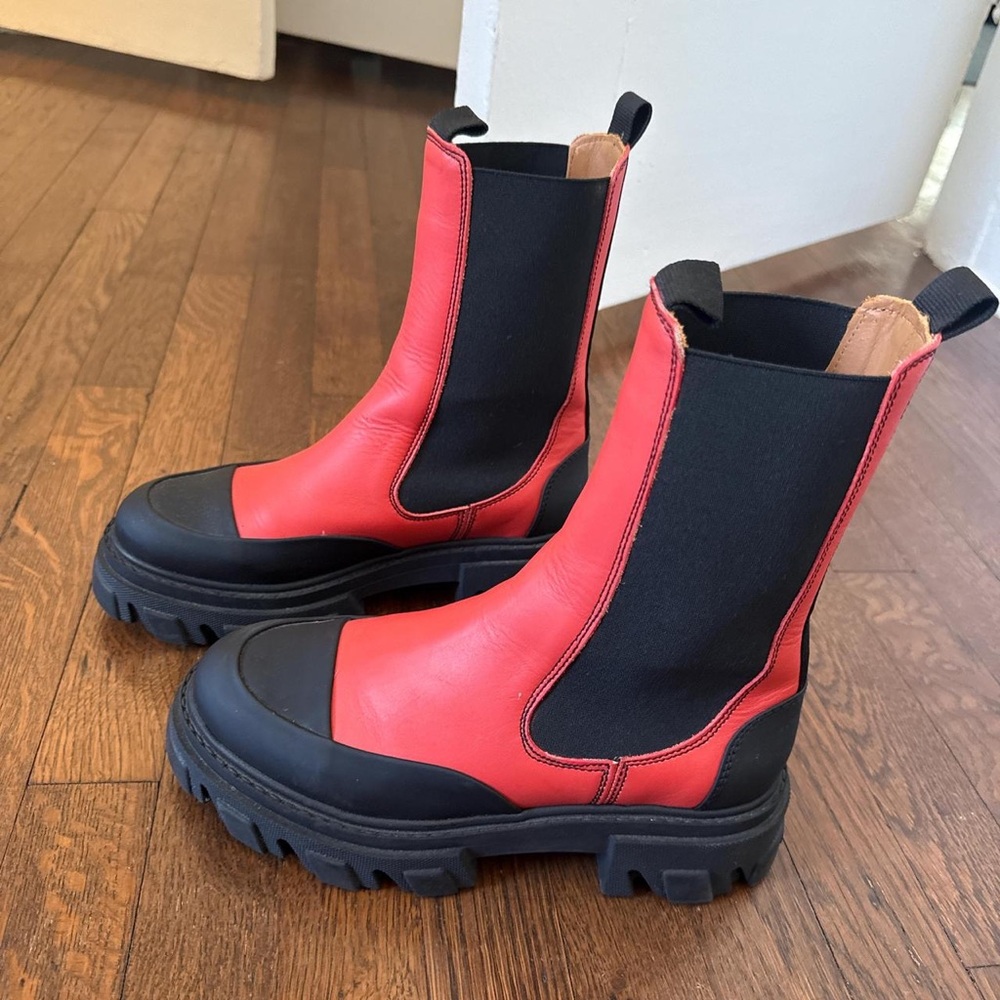 GANNI paprika (red-orange) Black Women's Boots
Size 39 - Picture 3 of 6